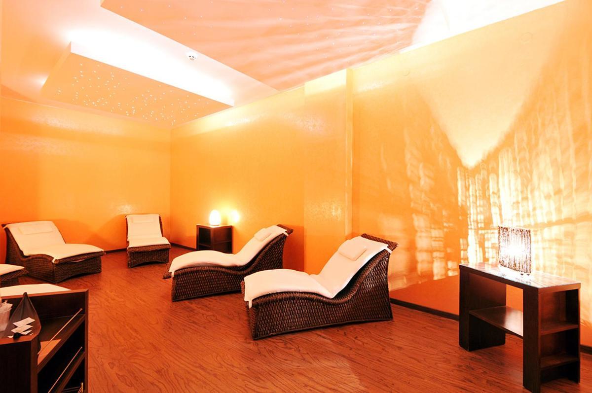 Helios Hotel 4*
